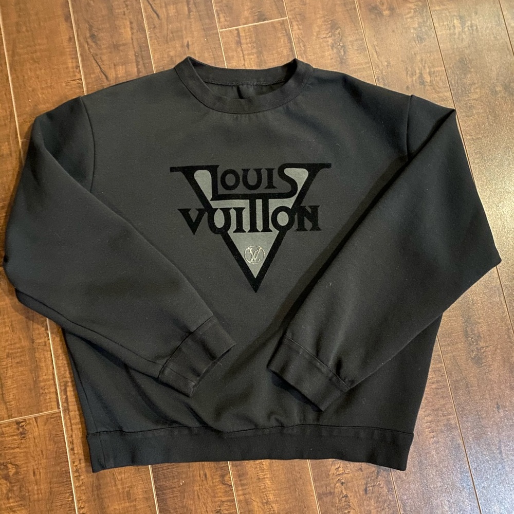LV LOGO SWEATER